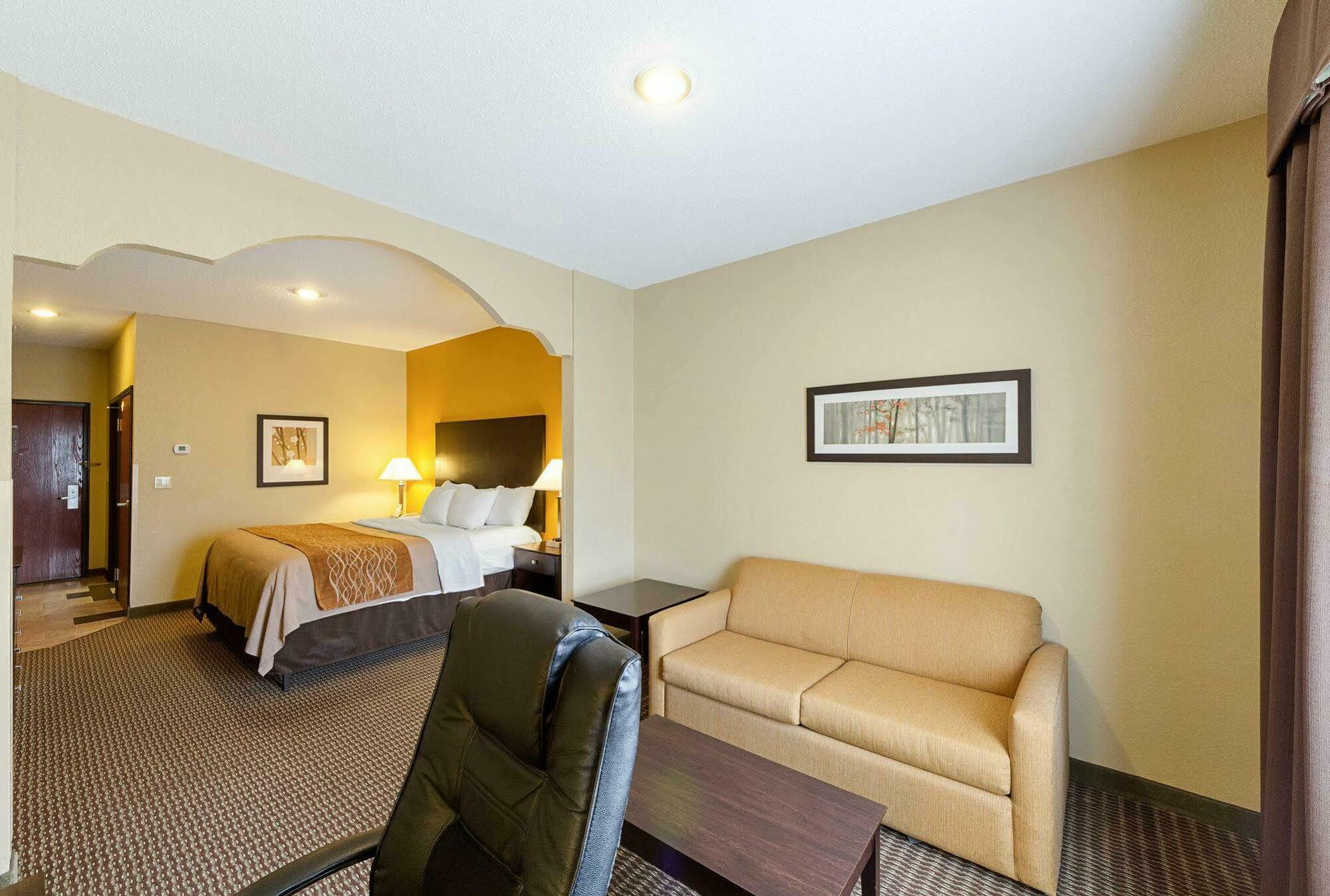 Comfort Inn & Suites Burnet Экстерьер фото